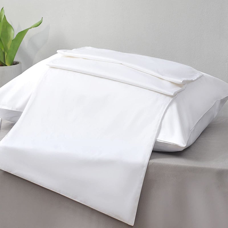 LEISUREWEEK Premium White Pillowcases 12 Pack  Standard Queen Size  Soft Brushed 1800 Thread Count Microfiber  Allergies Free  Wrinkle Resistant  Tailoring Iron  1 Dozen Bulk Pillowcases Set - Image 3